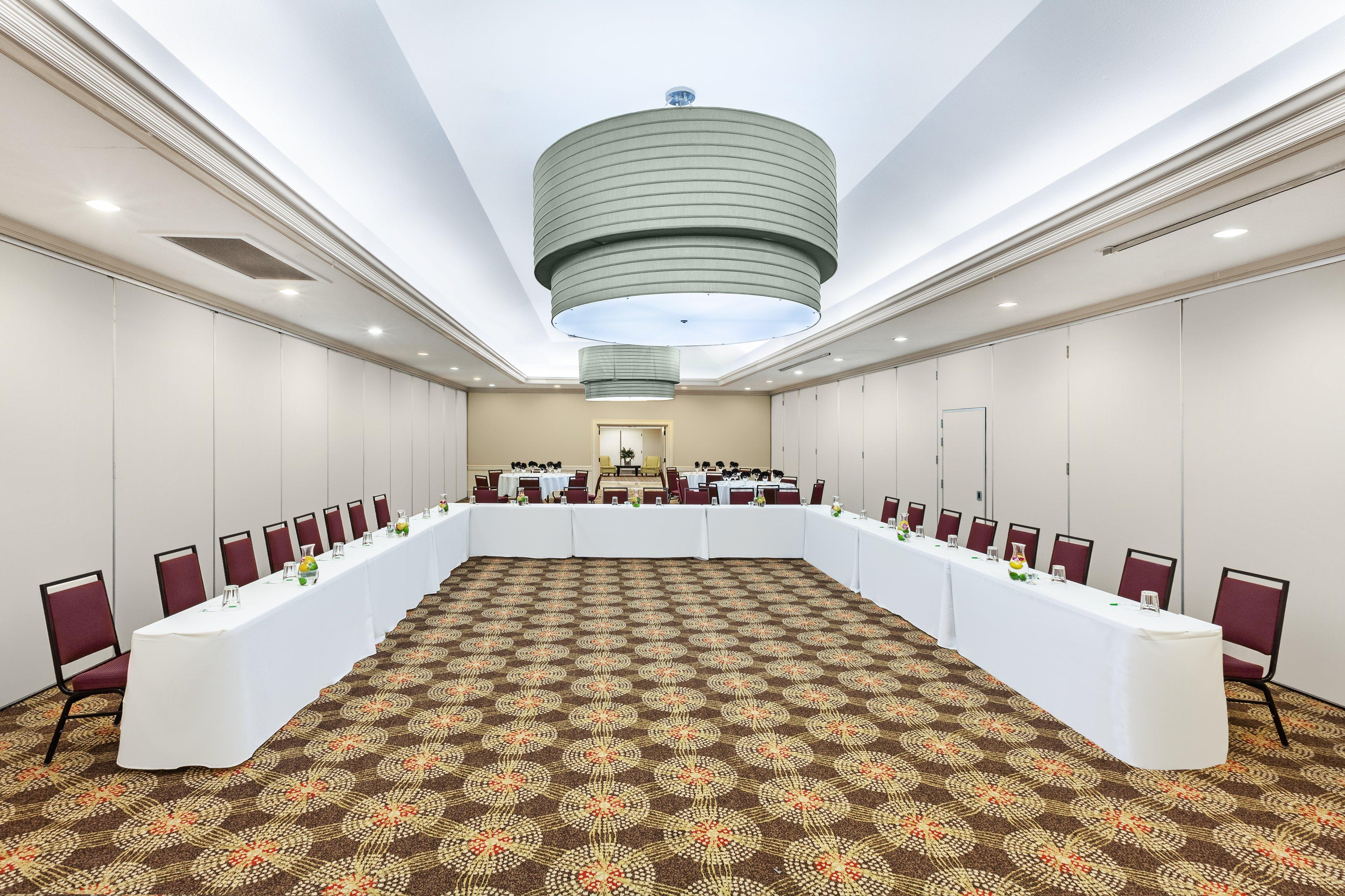 Holiday Inn Tyler - Conference Center By Ihg Exterior photo