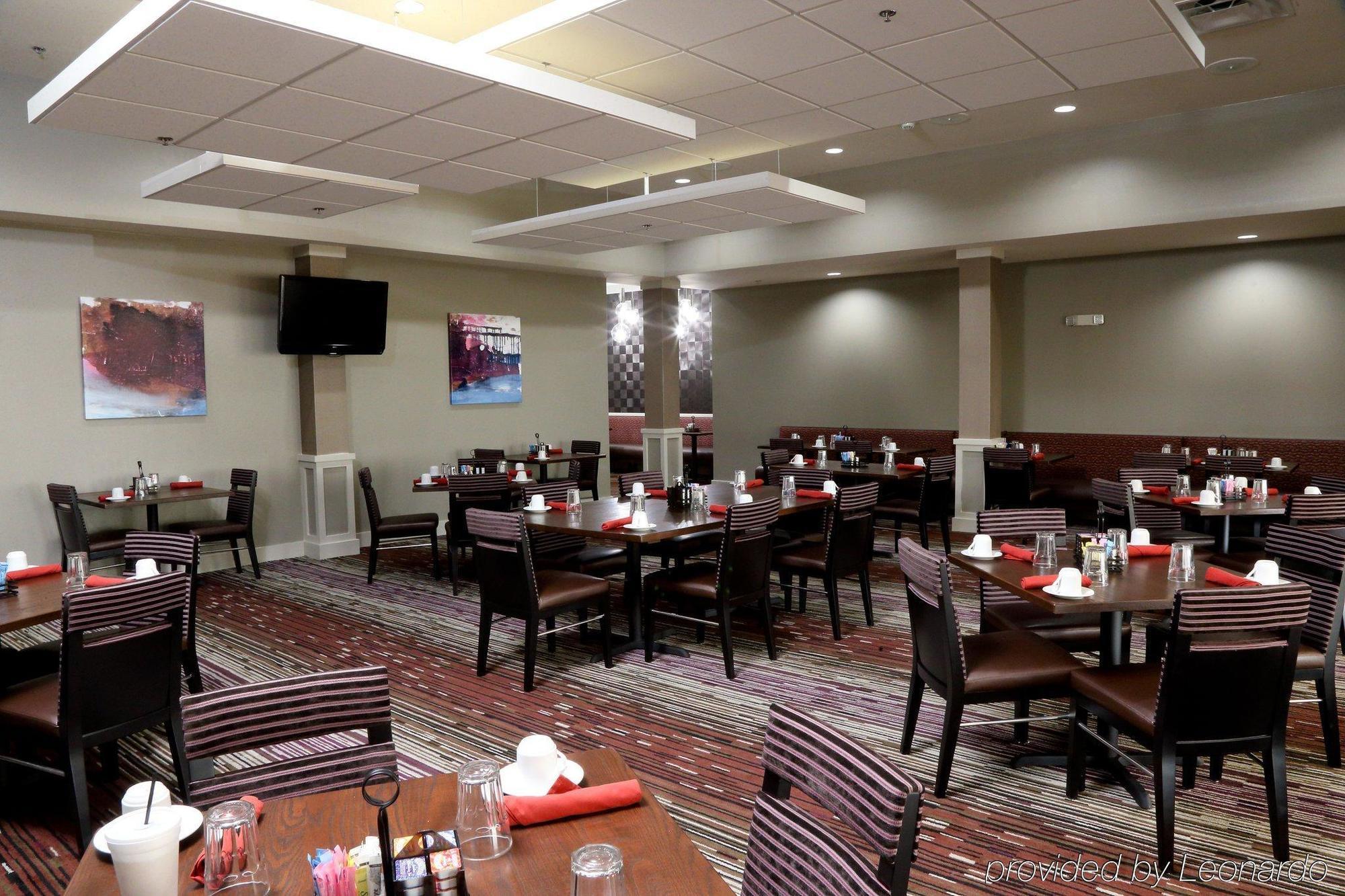Holiday Inn Tyler - Conference Center By Ihg Exterior photo