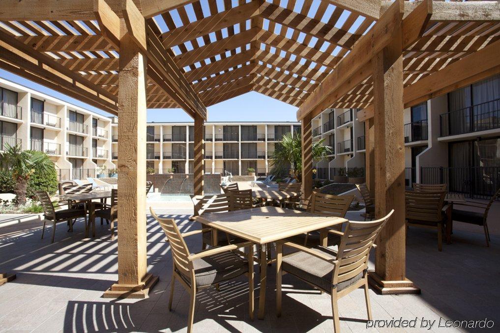 Holiday Inn Tyler - Conference Center By Ihg Exterior photo